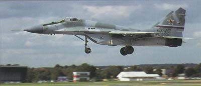 MiG-29SMT despegando, el prototipo es el 407